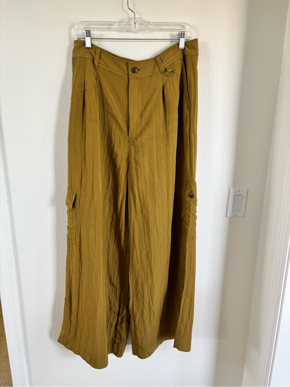 Madewell The Harlow Wide-Leg Cargo Pants in Chartreuse